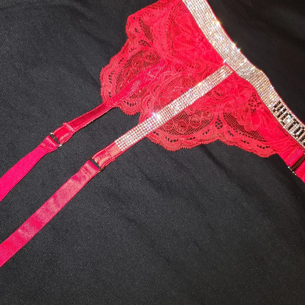 Victoria Secret - Picture 13 of 15